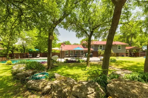 211 Crest Ridge Circle Lakeside TX 76108