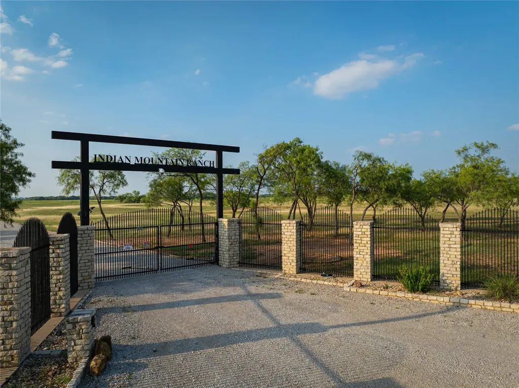770 County Road 195 Gorman TX 76454
