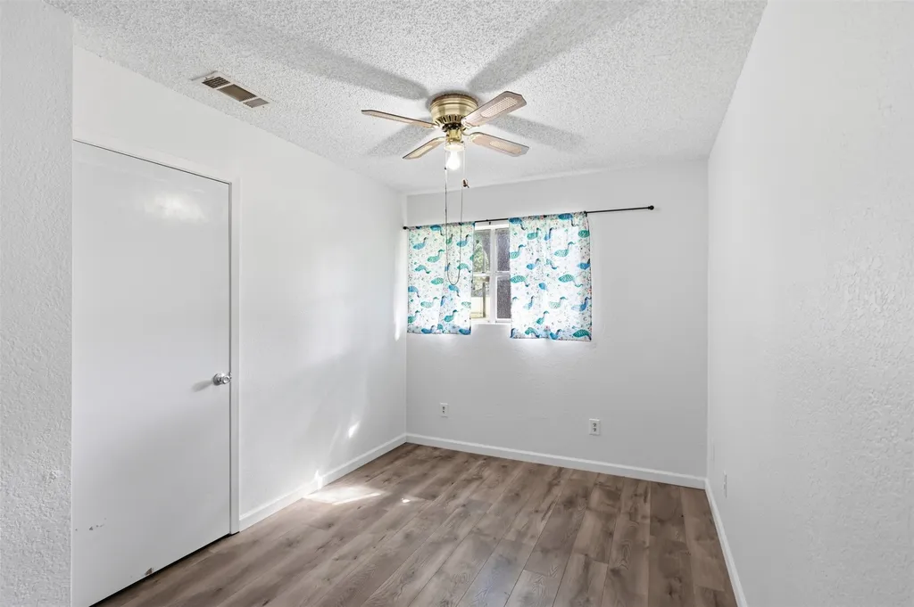 112 Spanish Trail Weatherford TX 76088