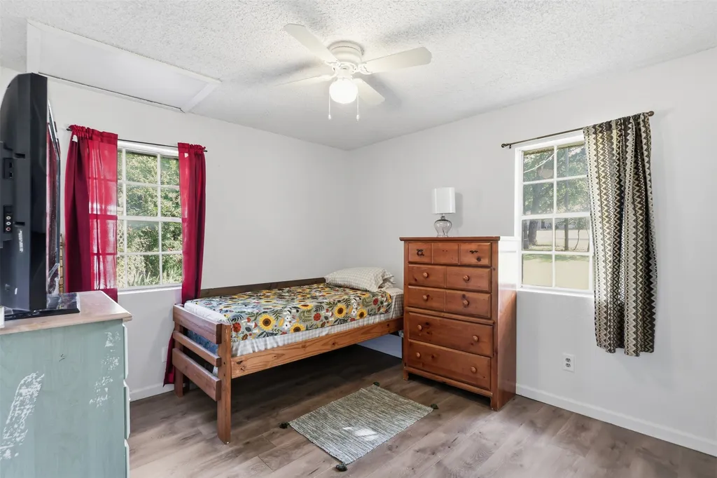 112 Spanish Trail Weatherford TX 76088