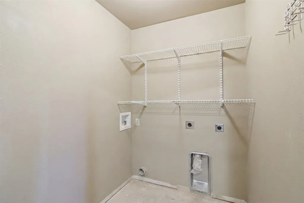 112 Spanish Trail Weatherford TX 76088