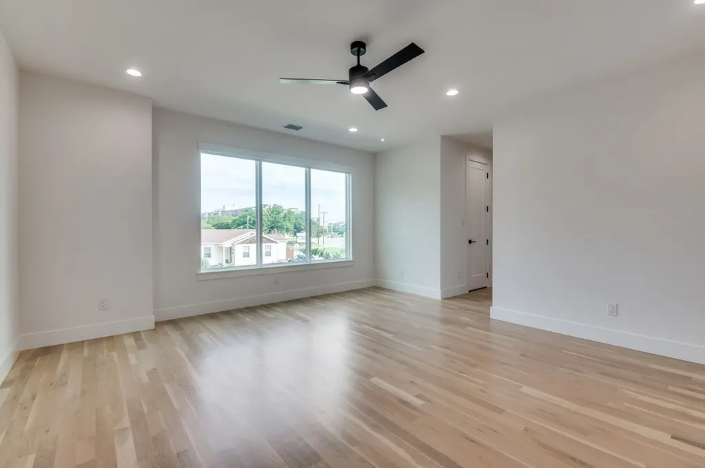 2805 Cherrywood Avenue Dallas TX 75235