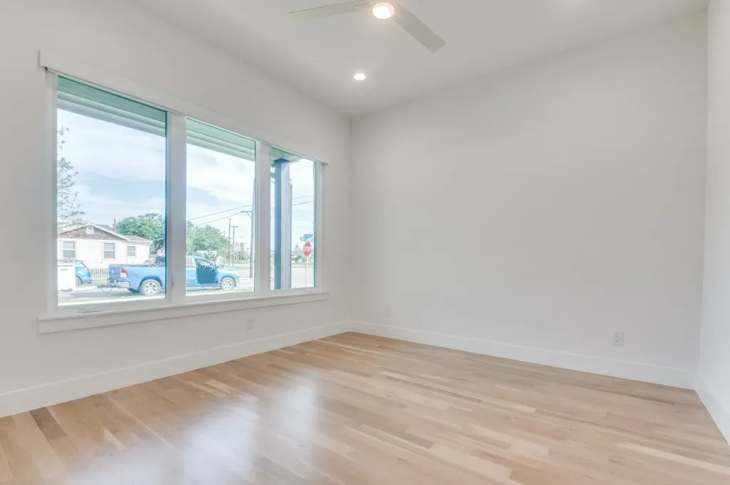2805 Cherrywood Avenue Dallas TX 75235