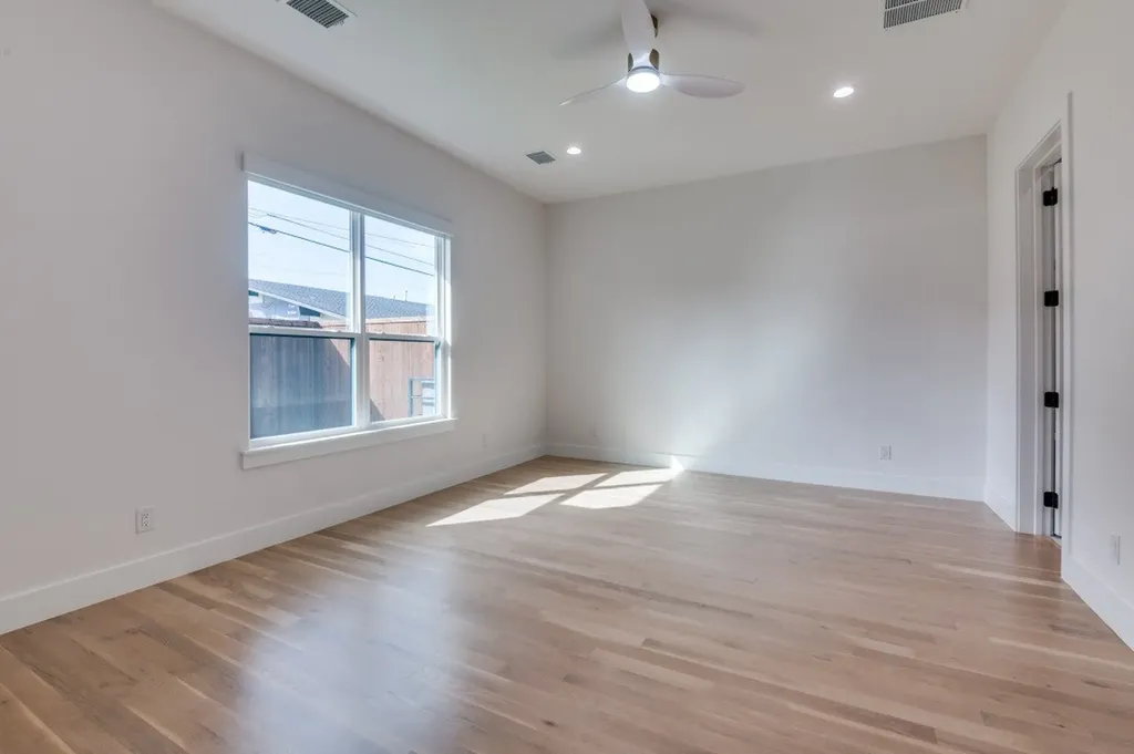2805 Cherrywood Avenue Dallas TX 75235