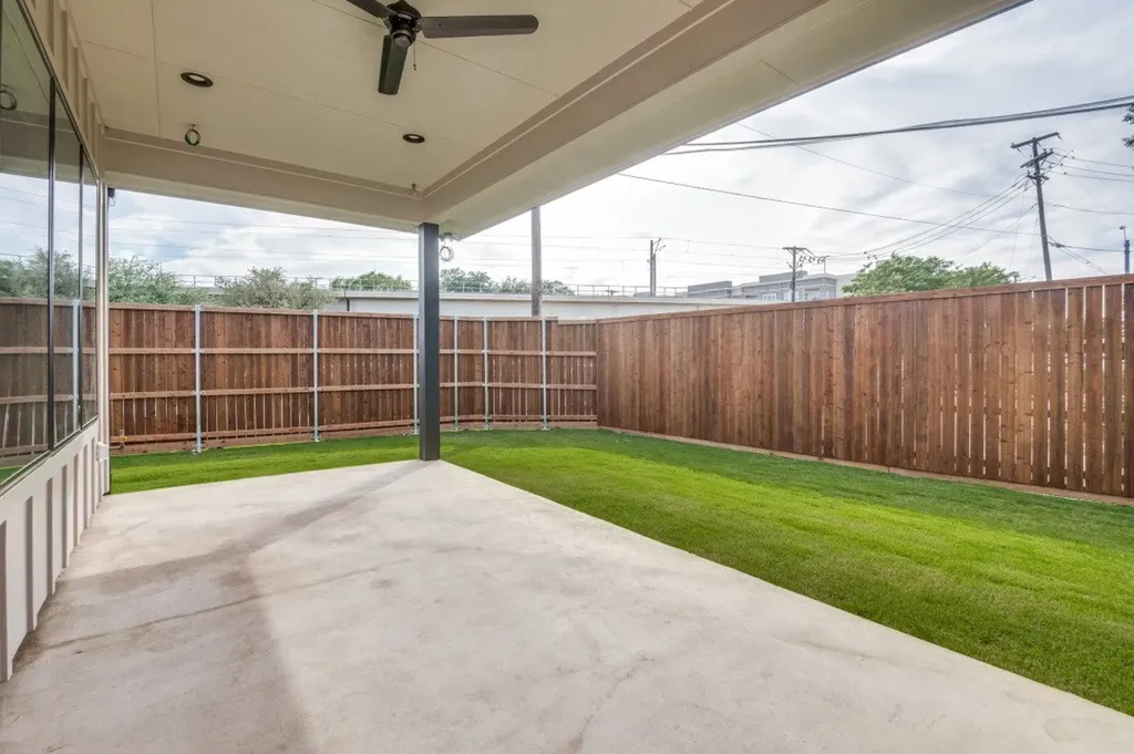 2805 Cherrywood Avenue Dallas TX 75235