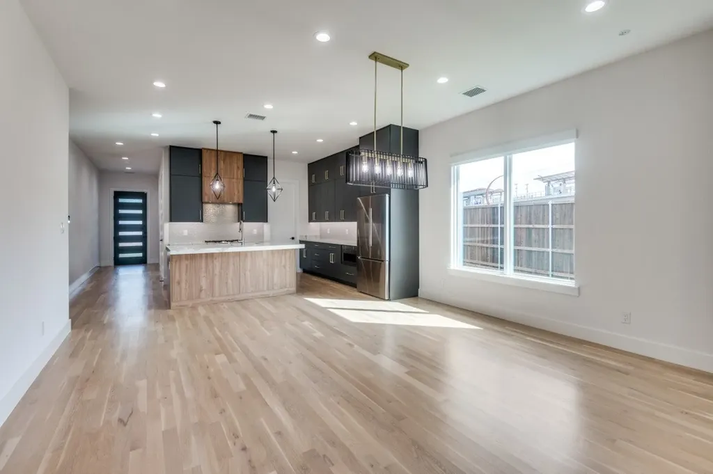 2805 Cherrywood Avenue Dallas TX 75235