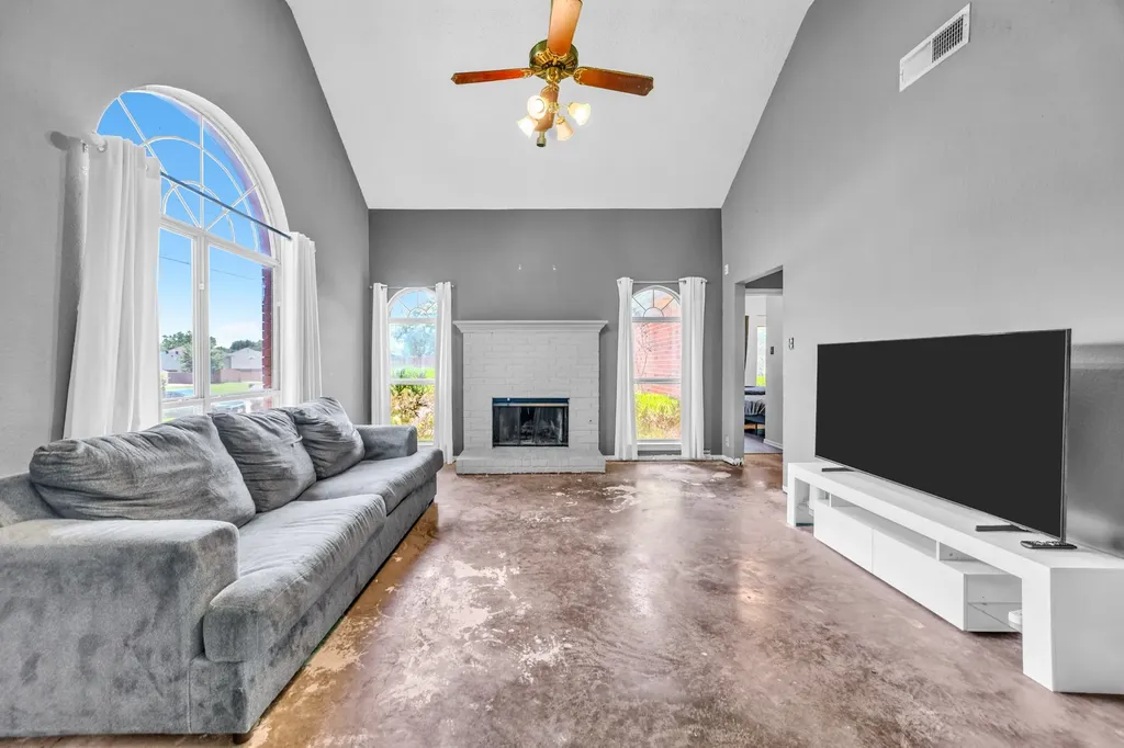 928 Winding Creek Drive Mesquite TX 75149