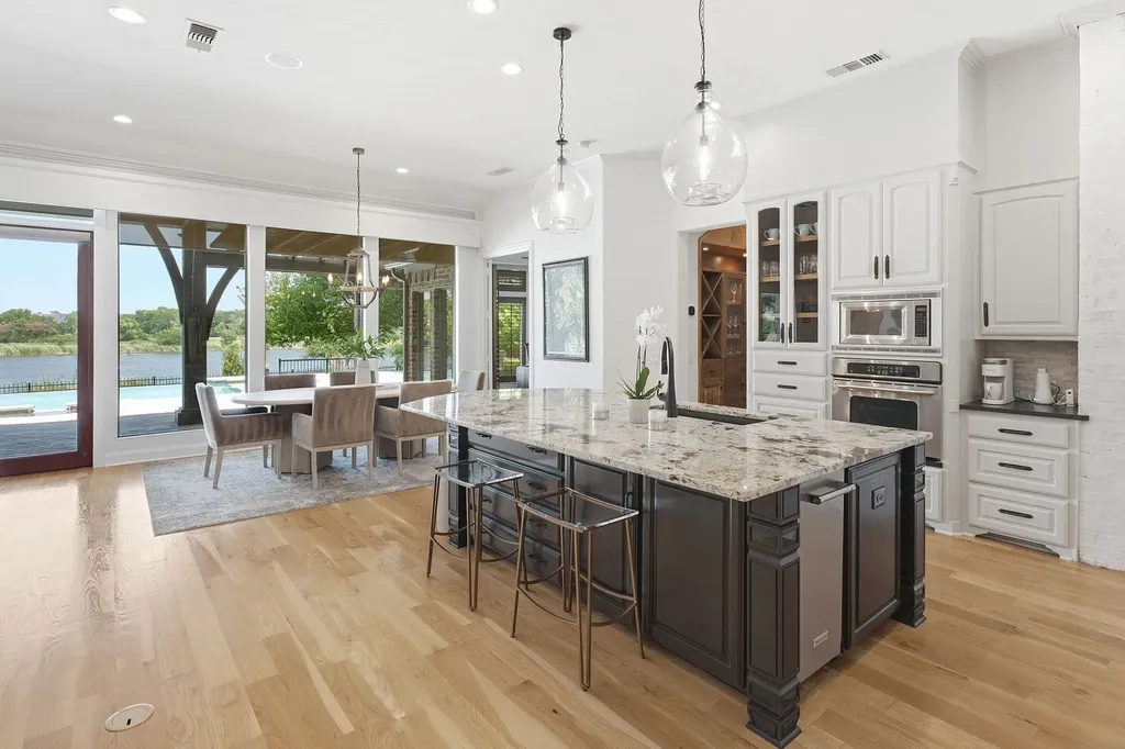 1005 Forest Lake Circle Mckinney TX 75072