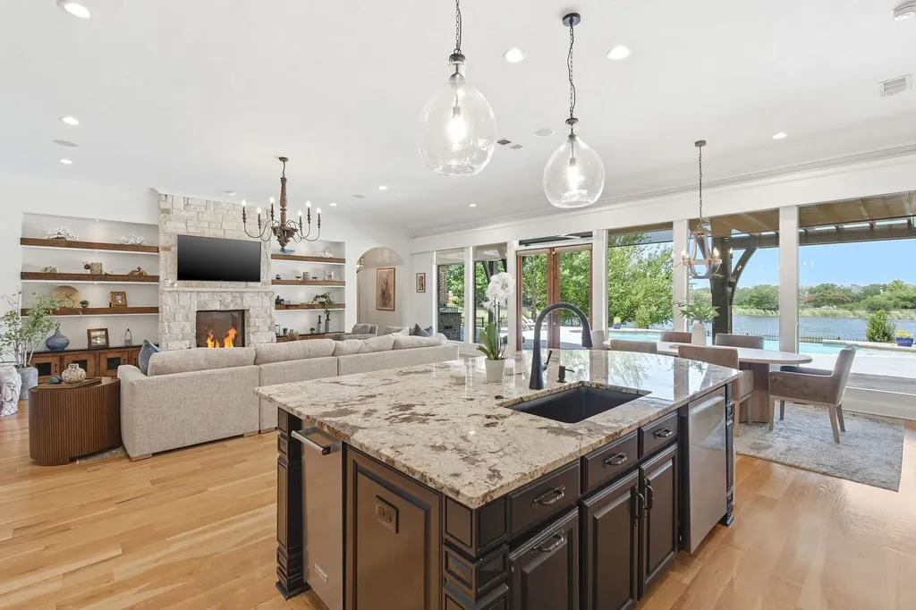 1005 Forest Lake Circle Mckinney TX 75072