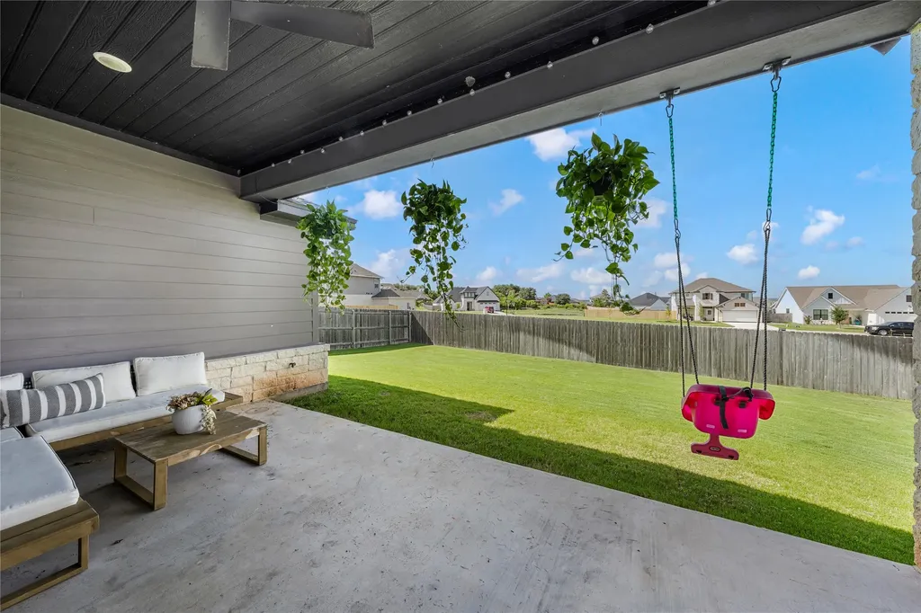 9925 Bridlewood Lane Waco TX 76708