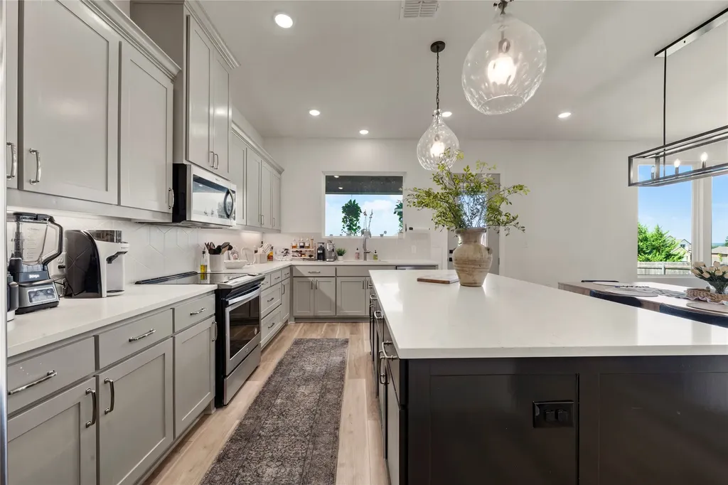 9925 Bridlewood Lane Waco TX 76708