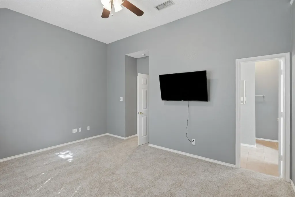 609 Carette Drive Fort Worth TX 76108