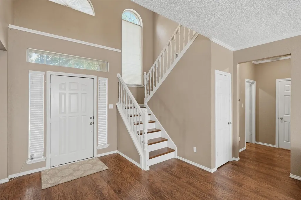 609 Carette Drive Fort Worth TX 76108