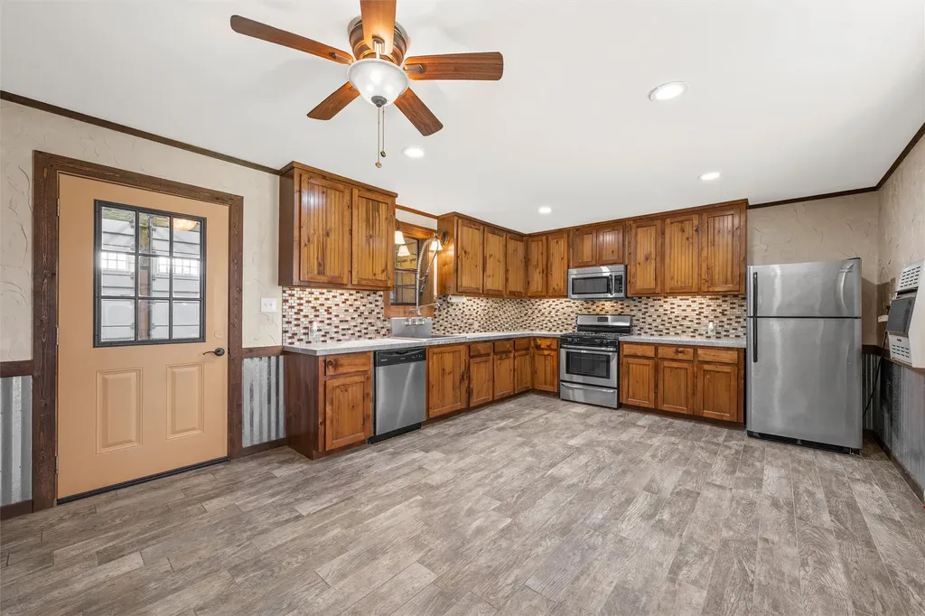 918 Coxs Oak Valley Road Waco TX 76705