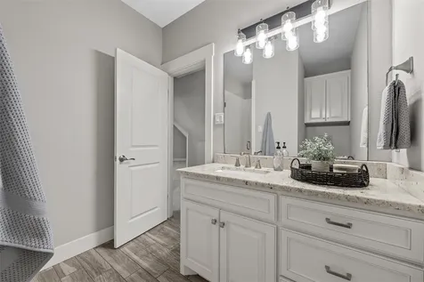 918 Coxs Oak Valley Road Waco TX 76705