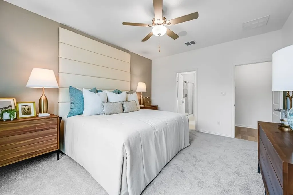 2332 Buffalo Bayou Way Crandall TX 75114