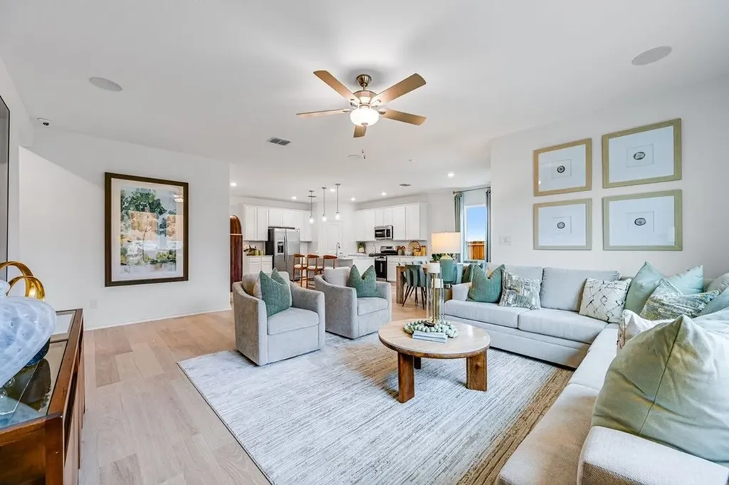 2332 Buffalo Bayou Way Crandall TX 75114