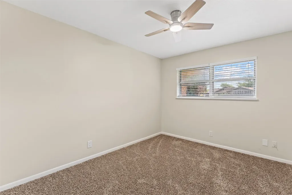 1813 King Cole Drive Waco TX 76705