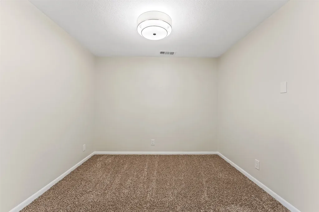 1813 King Cole Drive Waco TX 76705