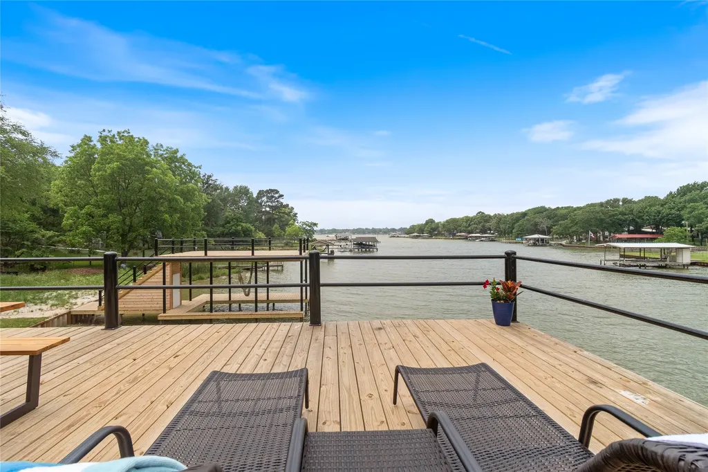225 Ben Lacy Drive Gun Barrel City TX 75156