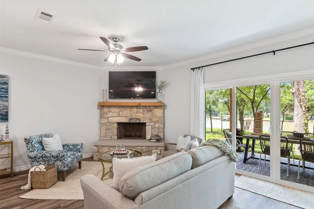 225 Ben Lacy Drive Gun Barrel City TX 75156
