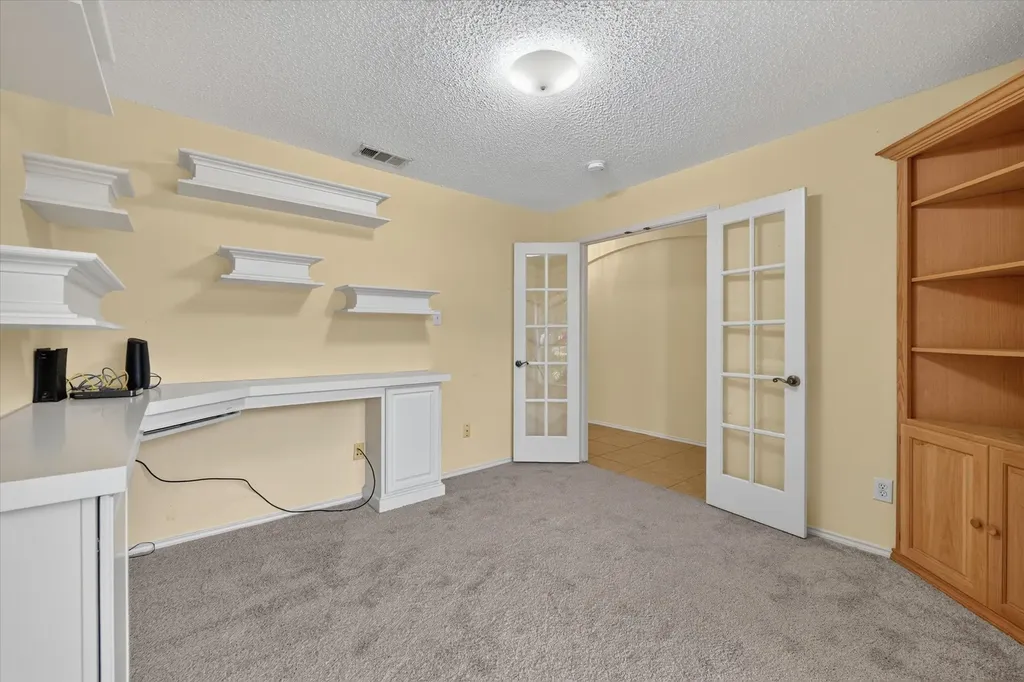 808 Silverbrook Drive Saginaw TX 76179