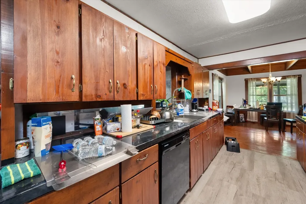 101 S Wright Avenue Kerens TX 75144