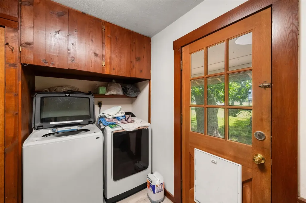 101 S Wright Avenue Kerens TX 75144