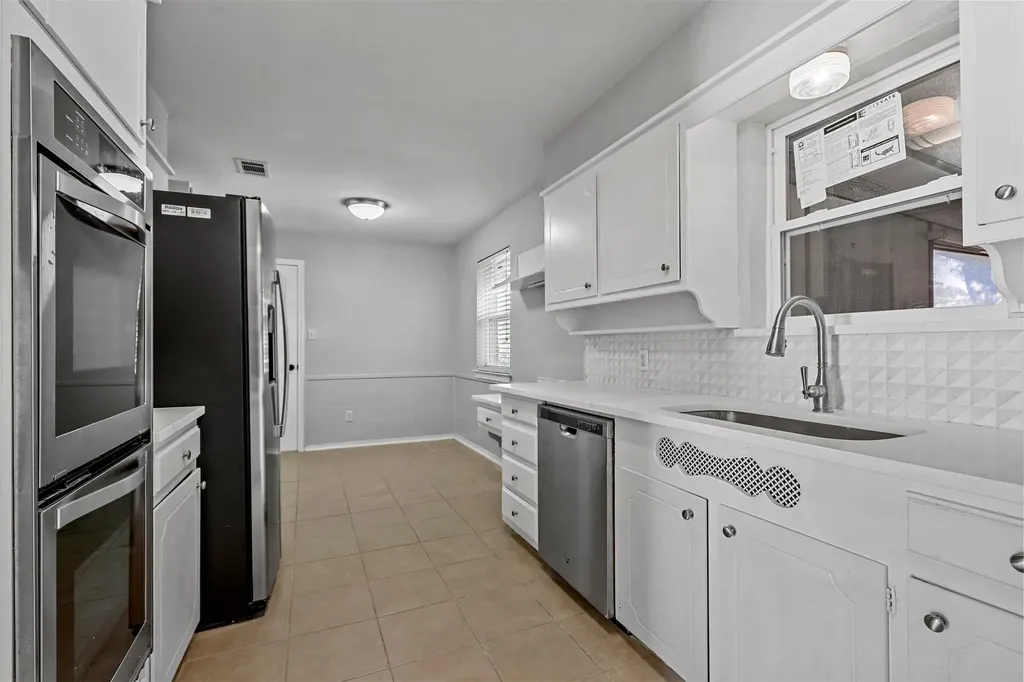 6016 Winifred Drive Fort Worth TX 76133