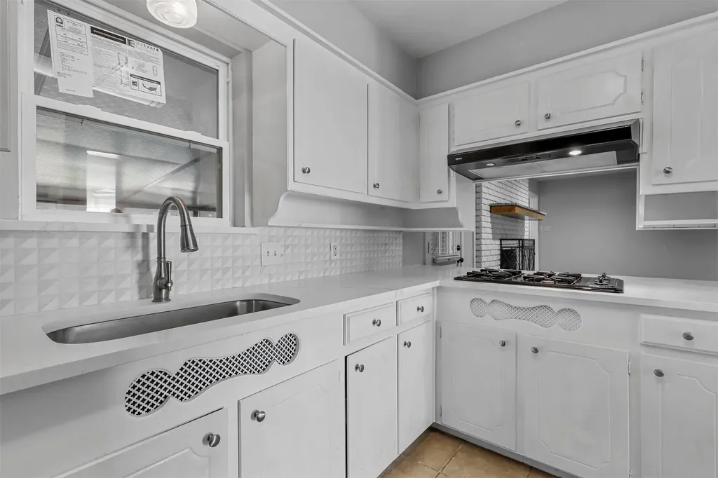 6016 Winifred Drive Fort Worth TX 76133