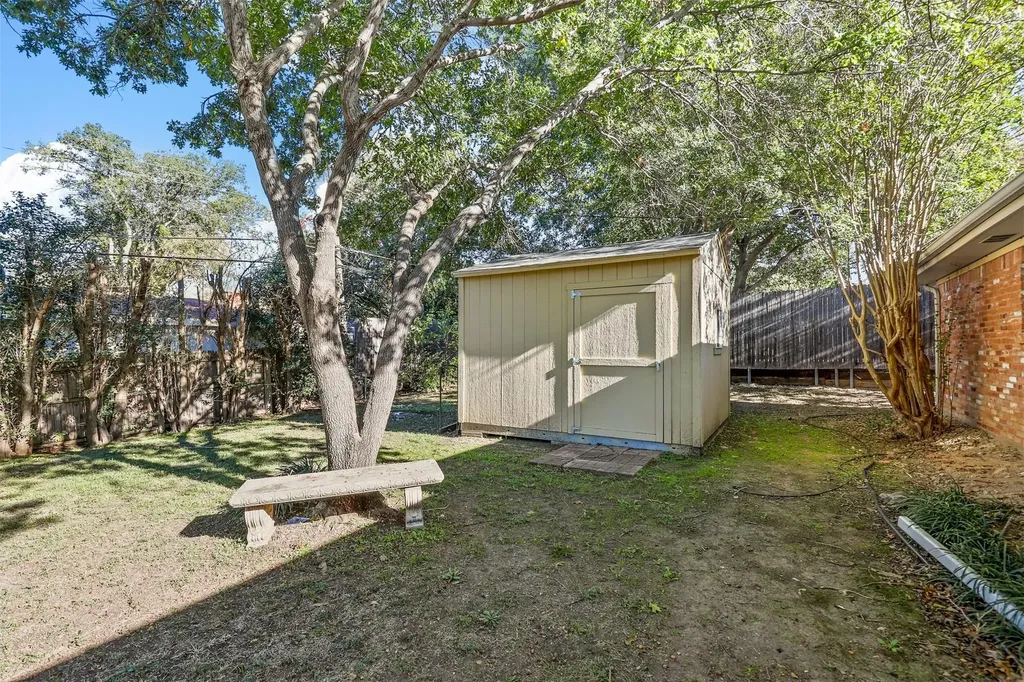 6016 Winifred Drive Fort Worth TX 76133