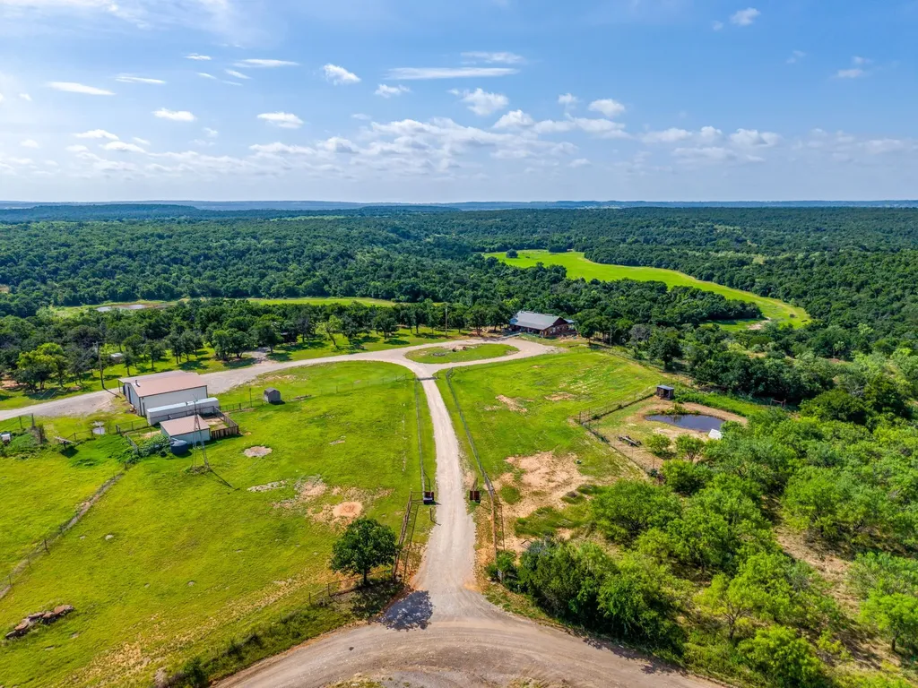 10413 County Road 136 Gordon TX 76453