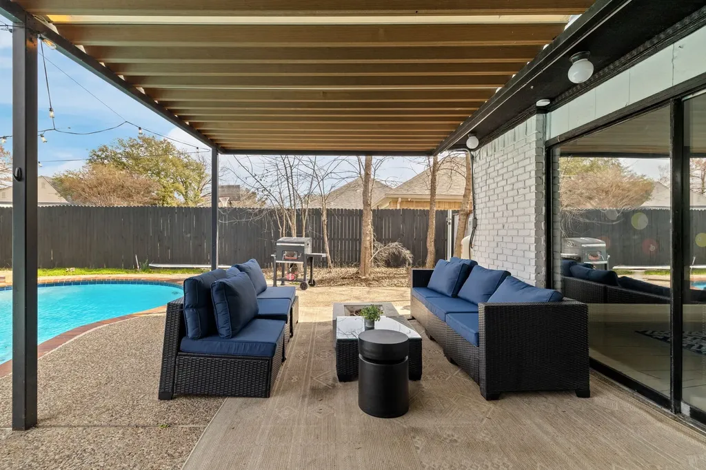 1301 N Trail Drive Carrollton TX 75006
