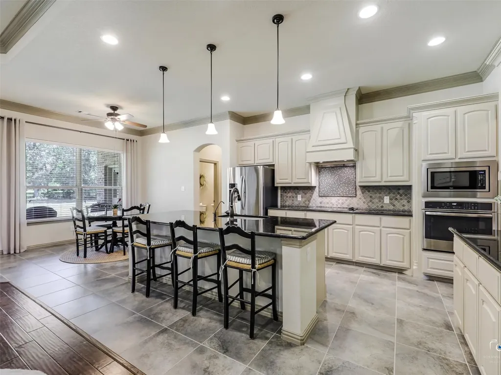 101 Sandlin Court Springtown TX 76082