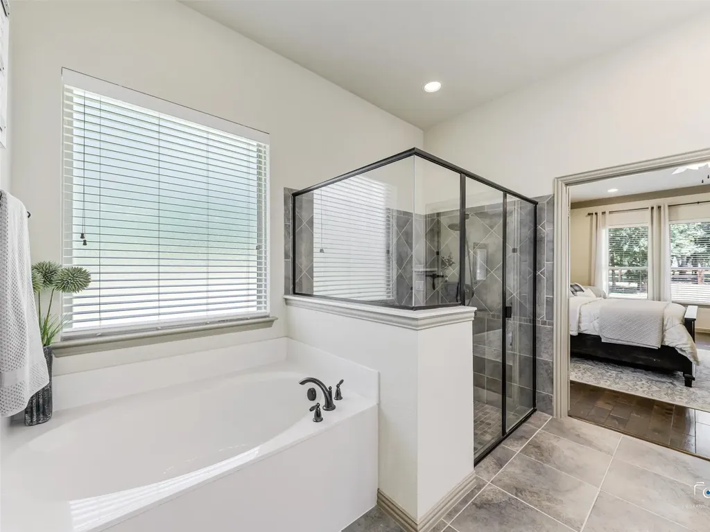 101 Sandlin Court Springtown TX 76082