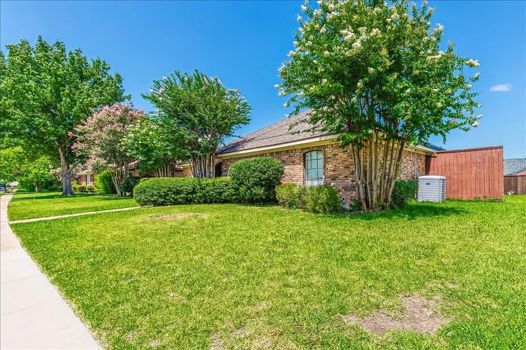 902 N Allen Heights Drive Allen TX 75002