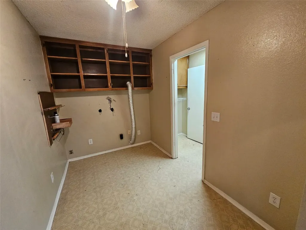 710 Cherry Drive Groesbeck TX 76642