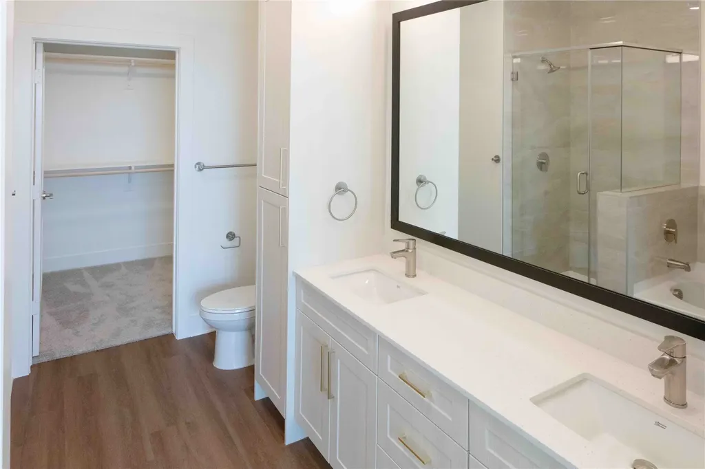 108 N Us 377 Roanoke TX 76262