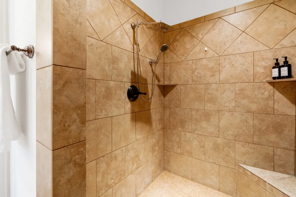 156 Palisade Drive Gun Barrel City TX 75156