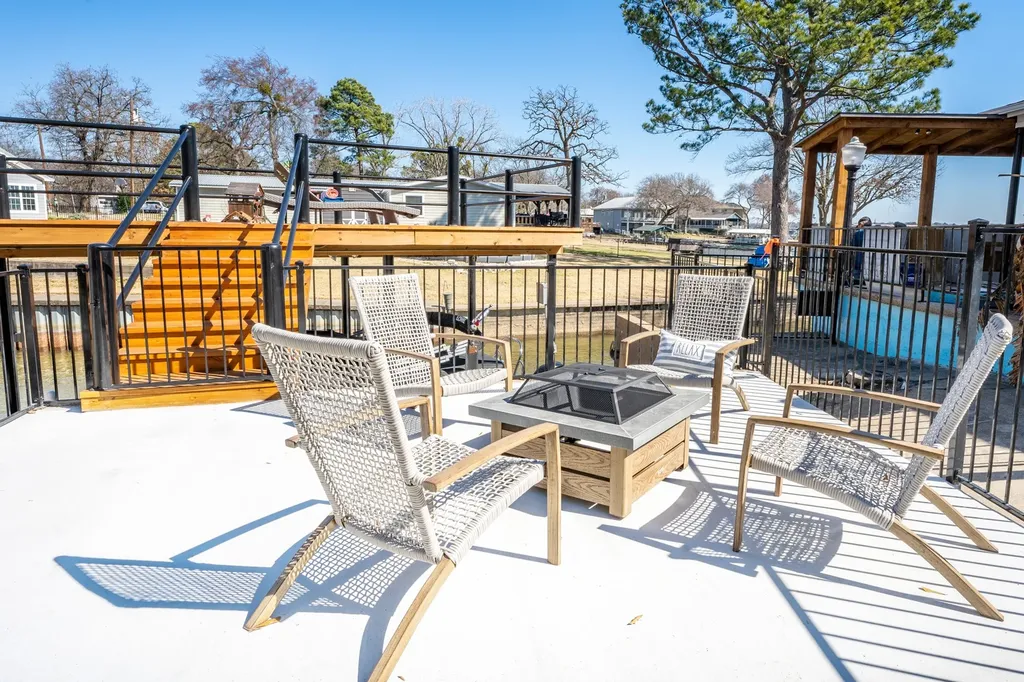 156 Palisade Drive Gun Barrel City TX 75156