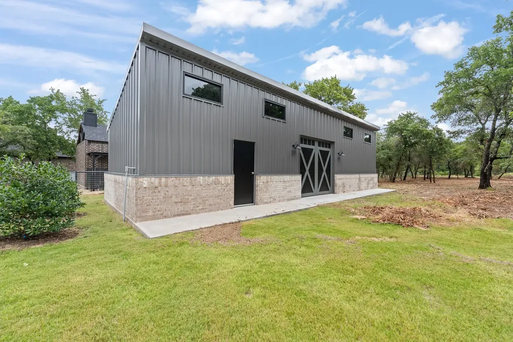 2053 Glenhollow Drive Weatherford TX 76088