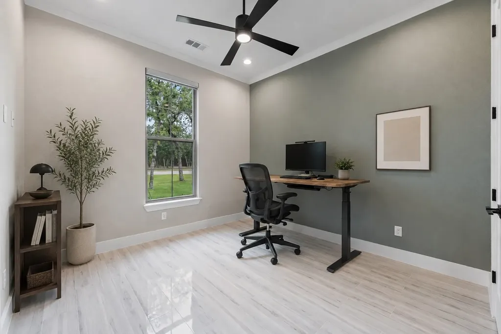 2053 Glenhollow Drive Weatherford TX 76088