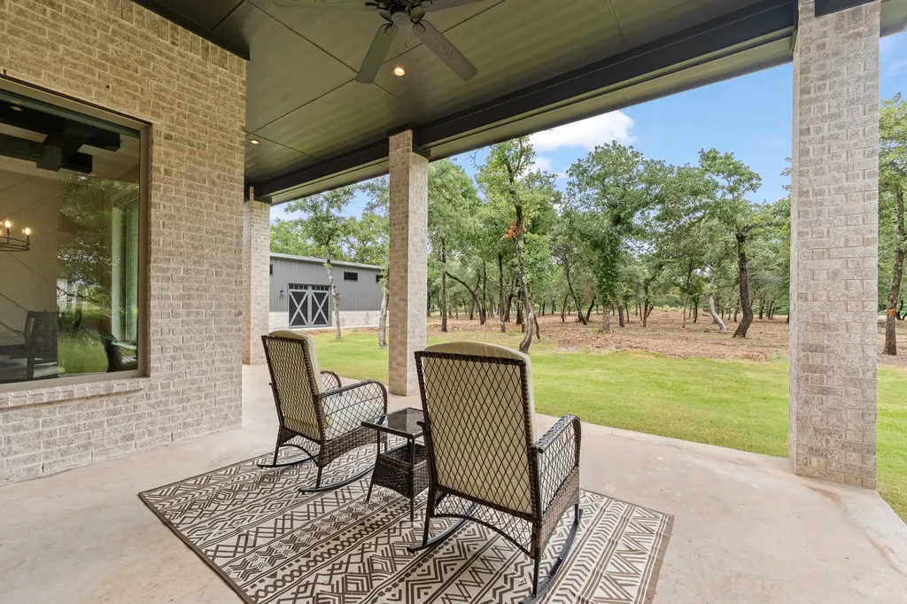 2053 Glenhollow Drive Weatherford TX 76088