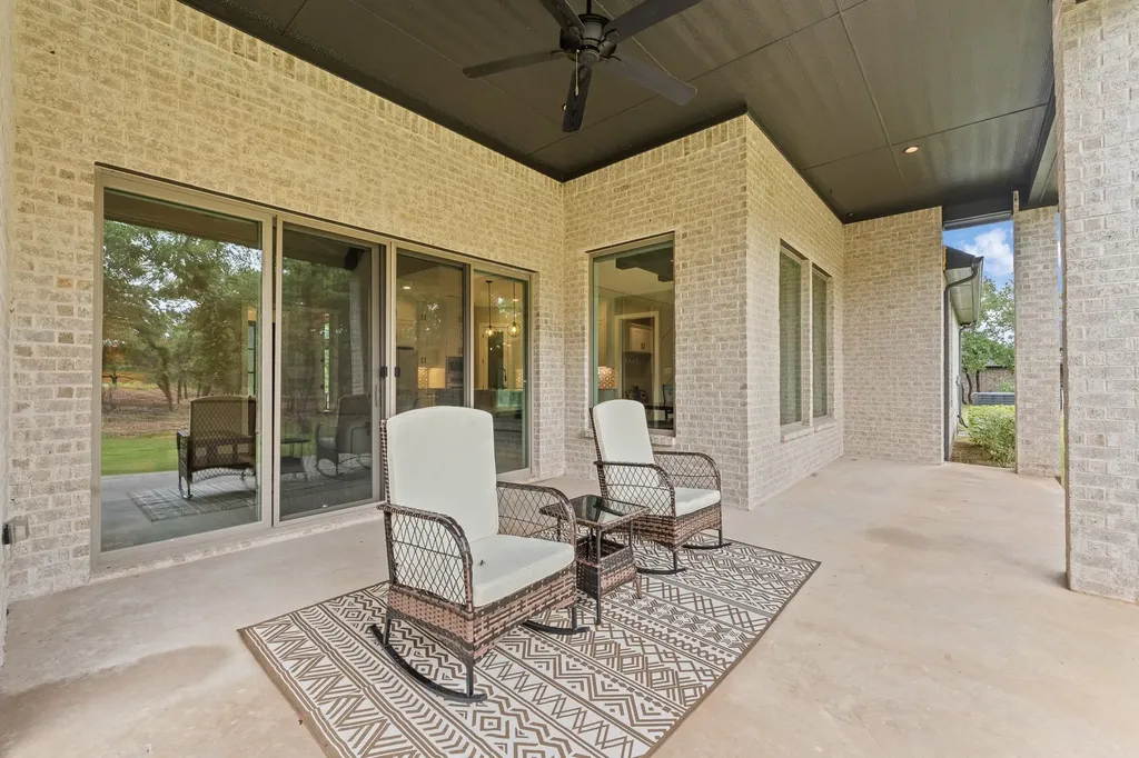 2053 Glenhollow Drive Weatherford TX 76088