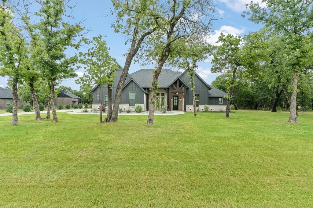 2053 Glenhollow Drive Weatherford TX 76088