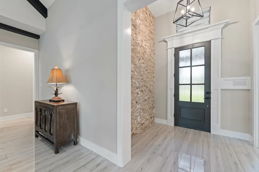 2053 Glenhollow Drive Weatherford TX 76088
