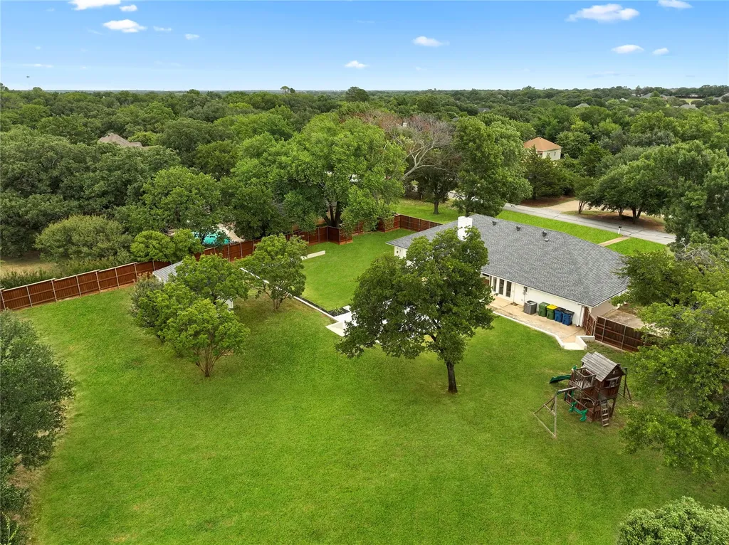180 Trailing Oaks Drive Double Oak TX 75077