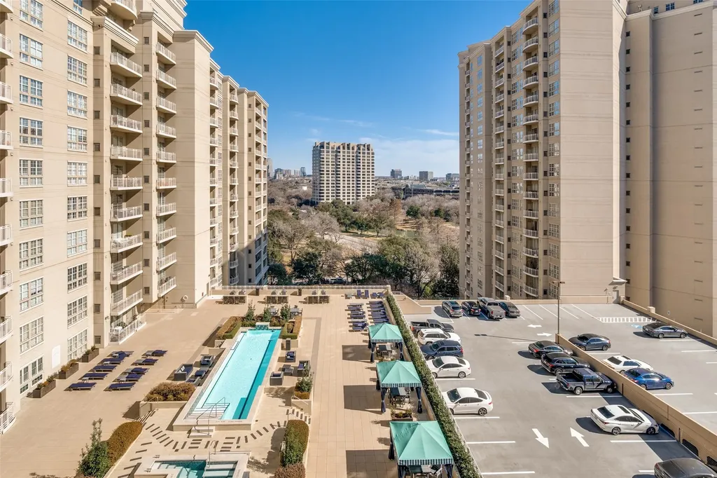 3225 Turtle Creek Boulevard Dallas TX 75219