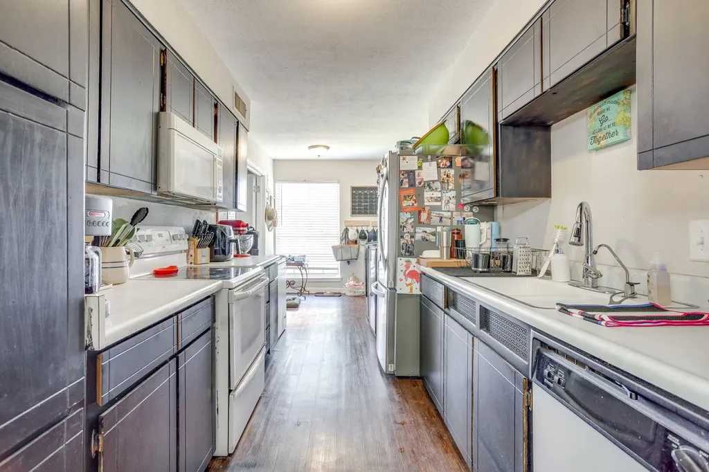 4102 Ridglea Country Club Drive Fort Worth TX 76126