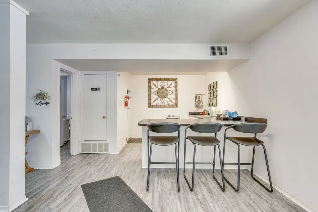 4102 Ridglea Country Club Drive Fort Worth TX 76126